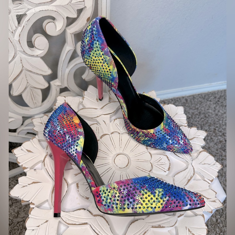 Qupid Women's close toe multicolored rhinestone Dress Pump/heel BRAND NEW!